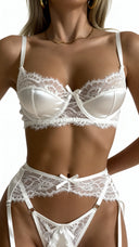 Satin Elegance - Lingerie Set